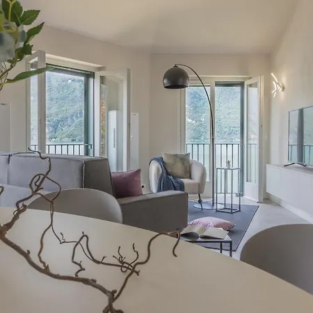 Sunset View Apartment *